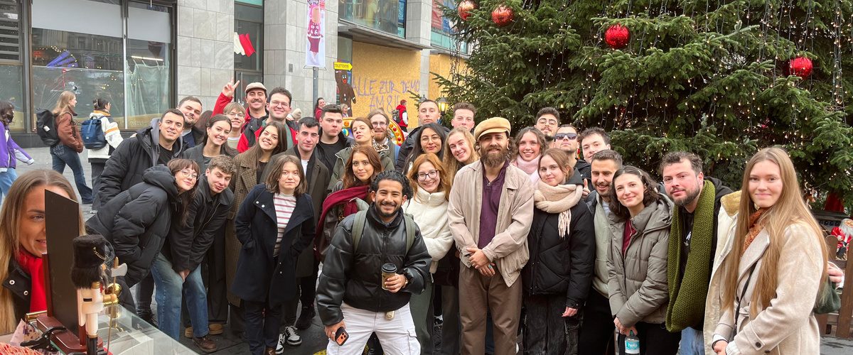 Volunteer With Refugees In Germany